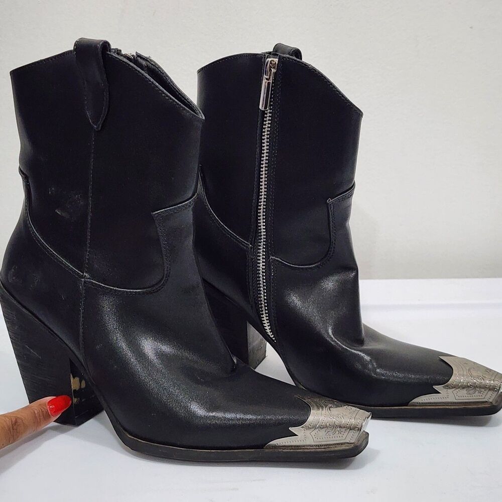 Fashion Nova Western Cowboy Boot Black Faux Leather Stack Heel EUR 37 US 6-6.5 - Picture 9 of 16